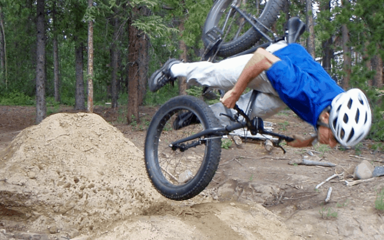 9 Tips On How To Avoid Crashes While Mountain Biking